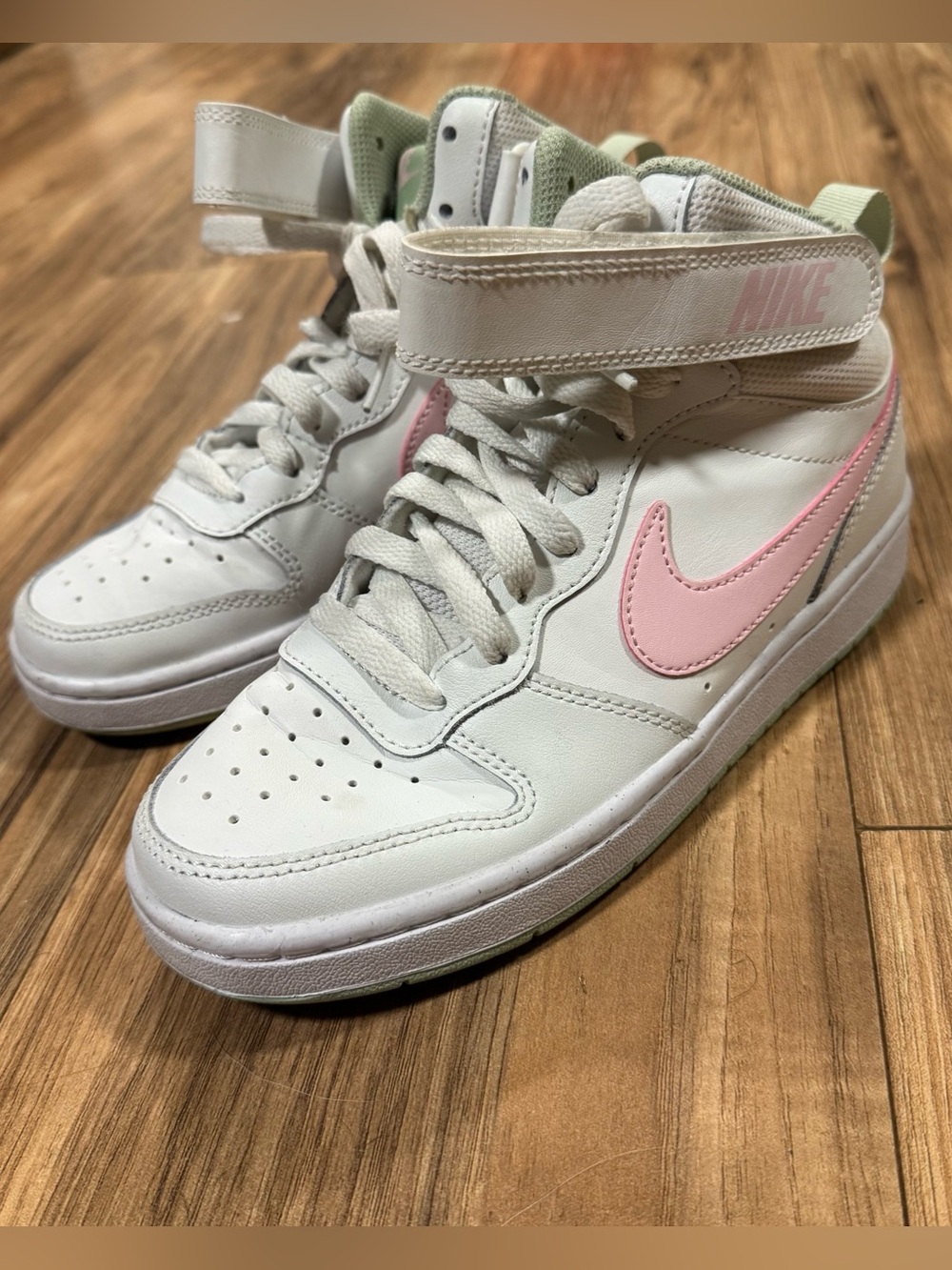 Nike Court Borough Sneakers Mid 2 GS White/Pink CD7782-111 Youth Size 3.5Y Shoes